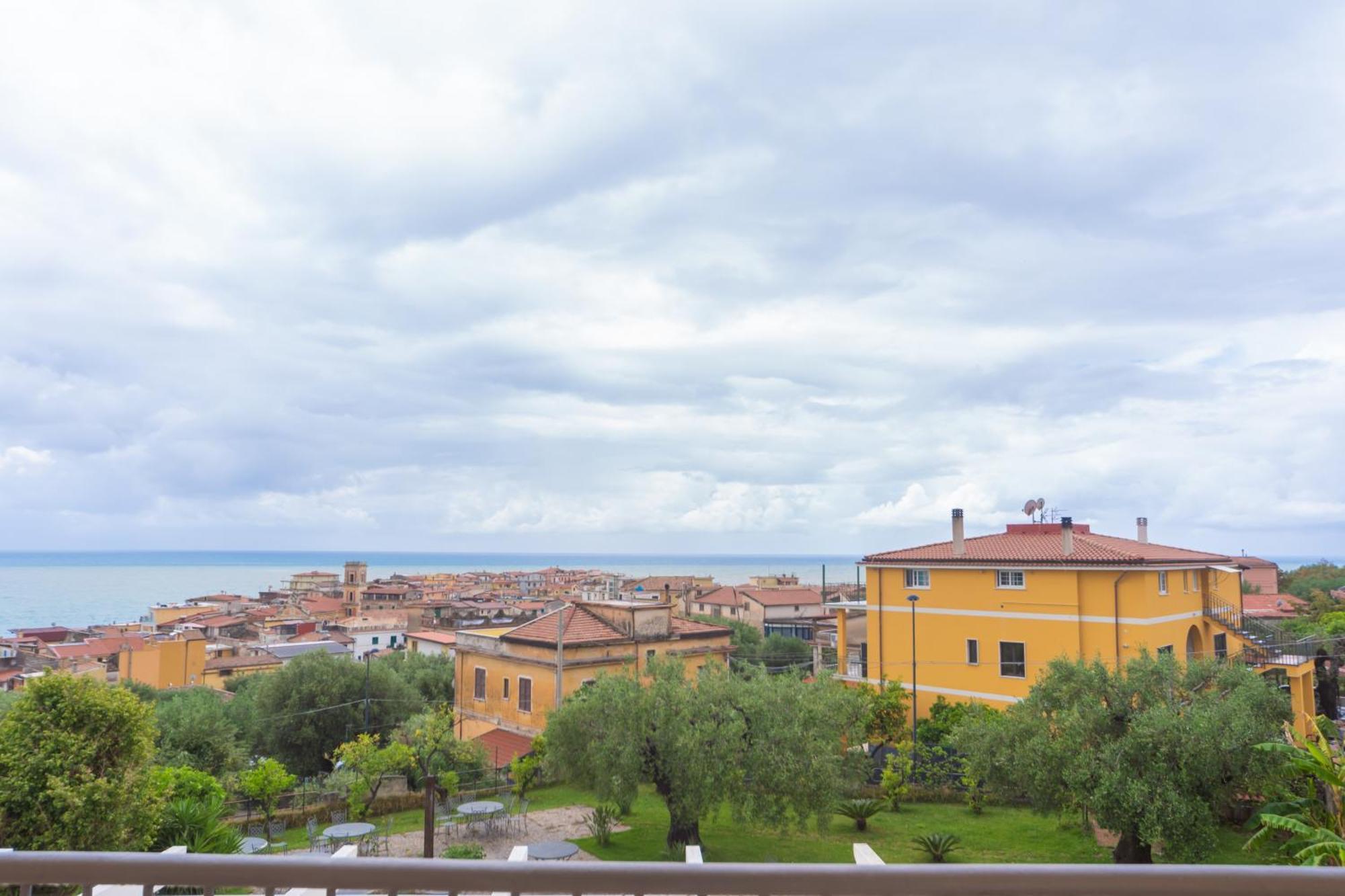 Hotel America Marina di Camerota Exterior foto